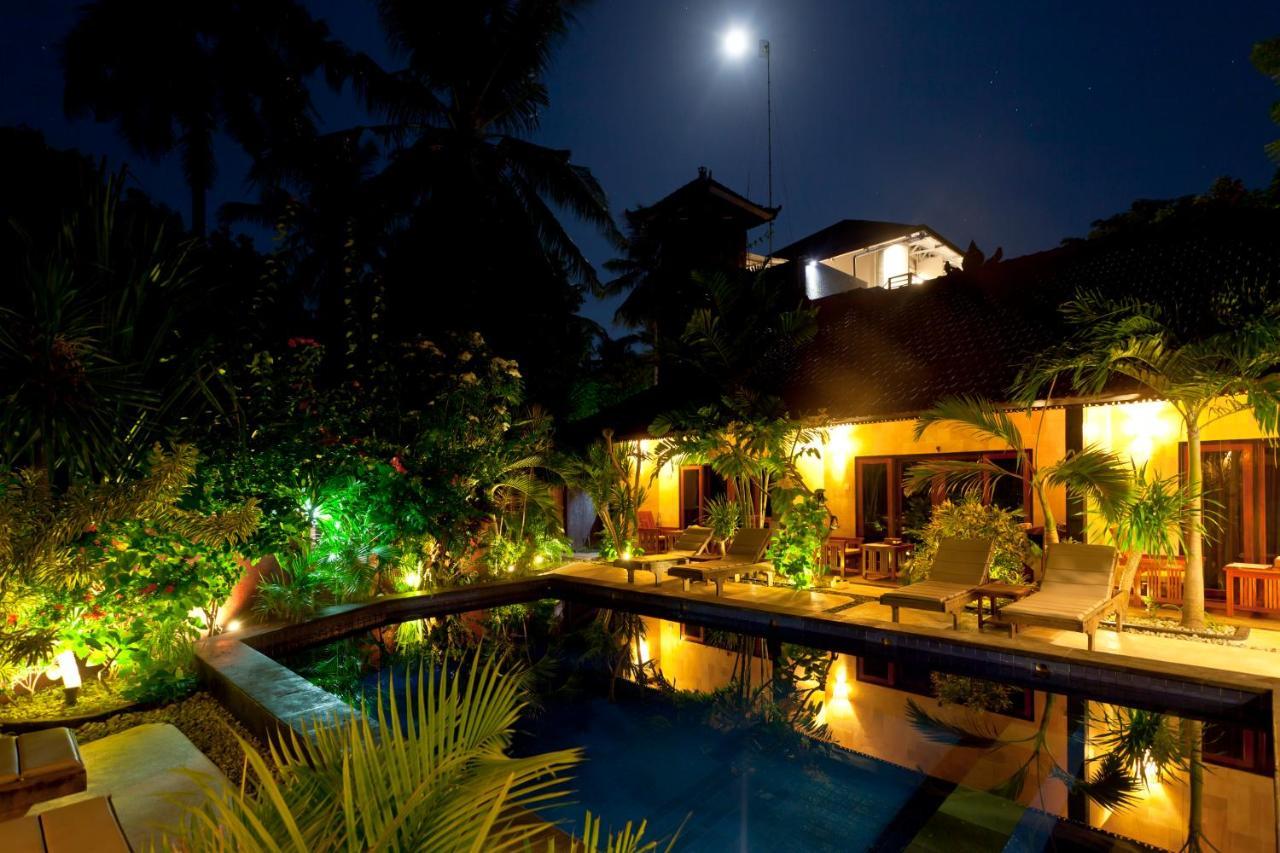 Senang Luxury Villa Гили Еър Екстериор снимка